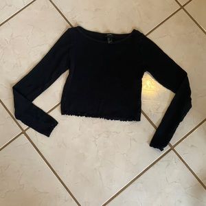 Black Long Sleeve Lettuce Trim Crop Top